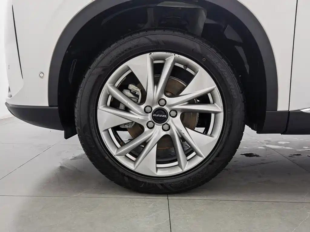 Photo 17 - Haval H6
