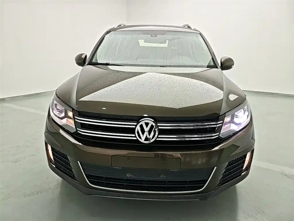 Volkswagen Tiguan 2016 Model 300TSI Automatic 4WD Luxury Edition фото 3