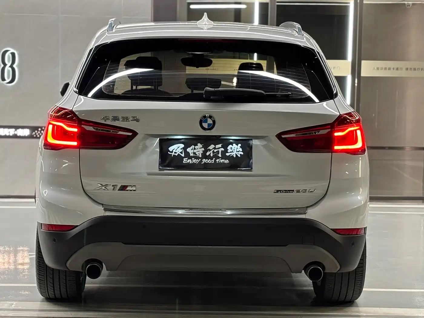 BMW X1 2019 sDrive20Li Leading Model фото 23