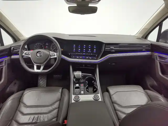 Volkswagen Touareg 2019 3.0TSI Sharp Edge Edition China VI — фото 5