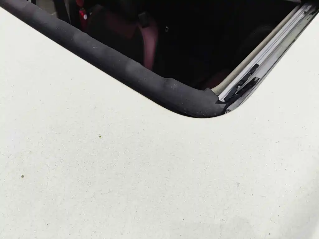 Фото 6 - Geely Coolray