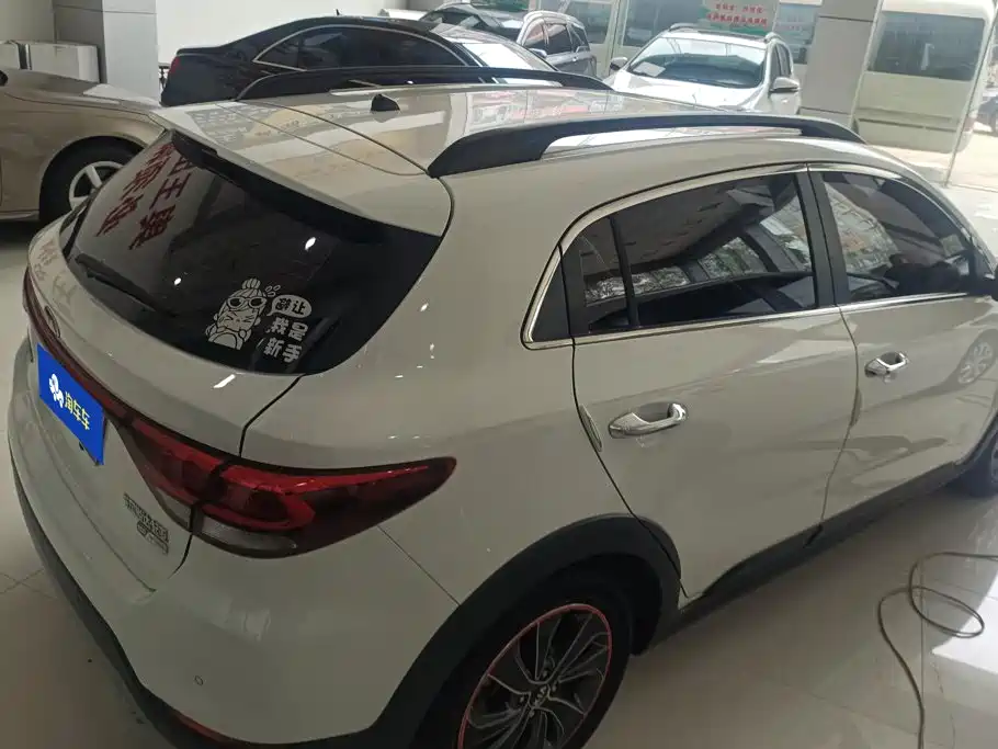 Kia KX CROSS 2018 2017 1.4L AT GLS