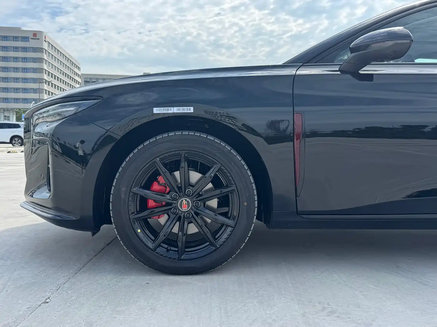 Hongqi H5 2025 2.0T Automatic Mystic Shadow 2 Million Edition фото 2