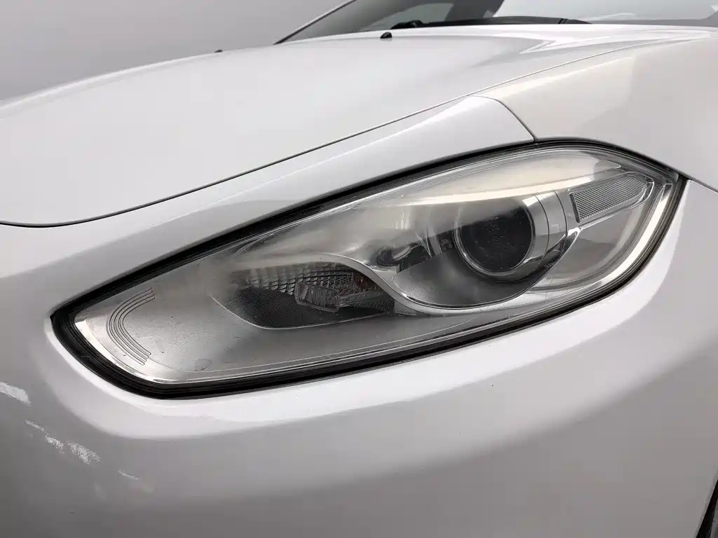 Fiat Viaggio 2014 2012 1.4T Auto Joy Edition