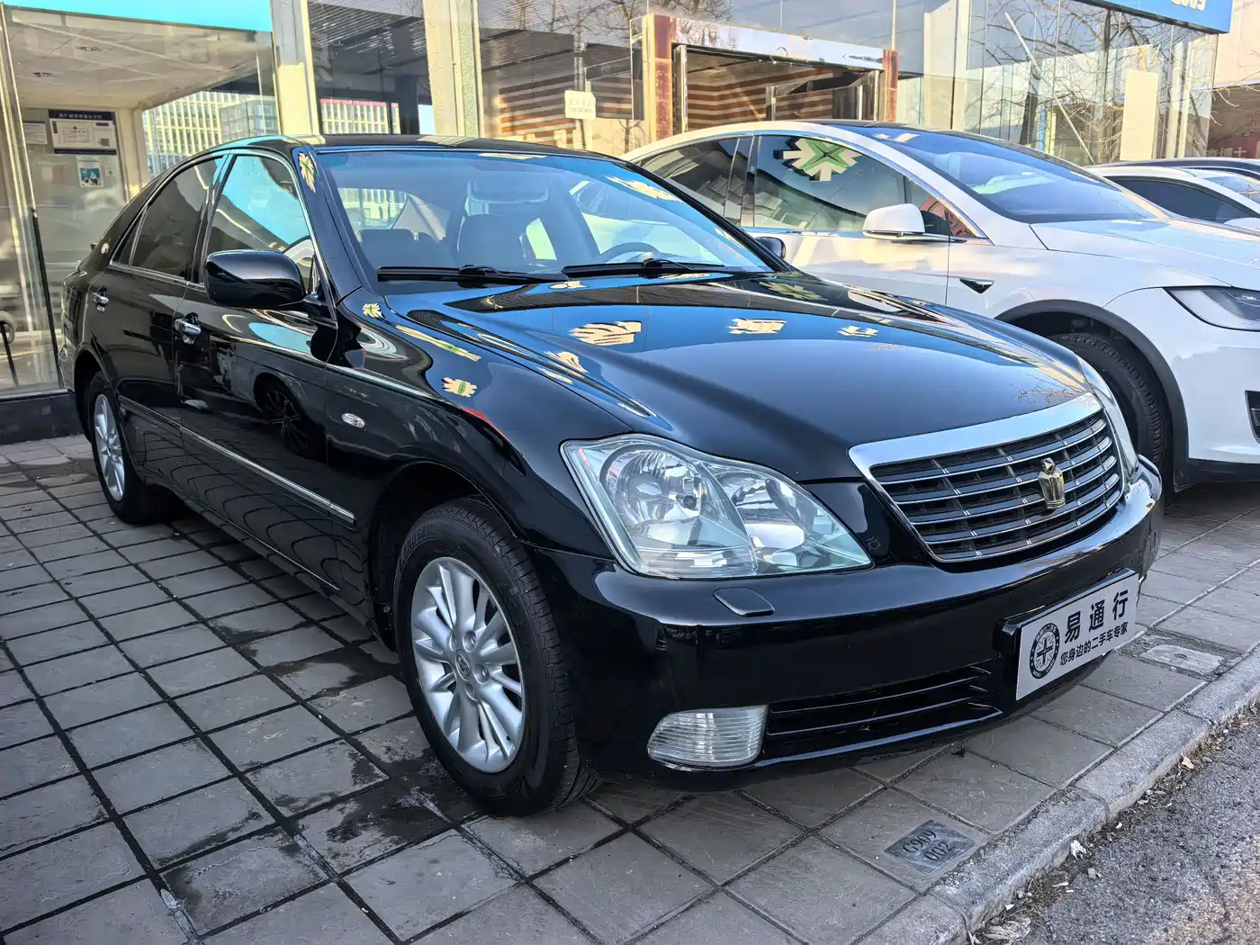 Toyota Crown 2007 2.5L Royal Navigation Edition фото 3