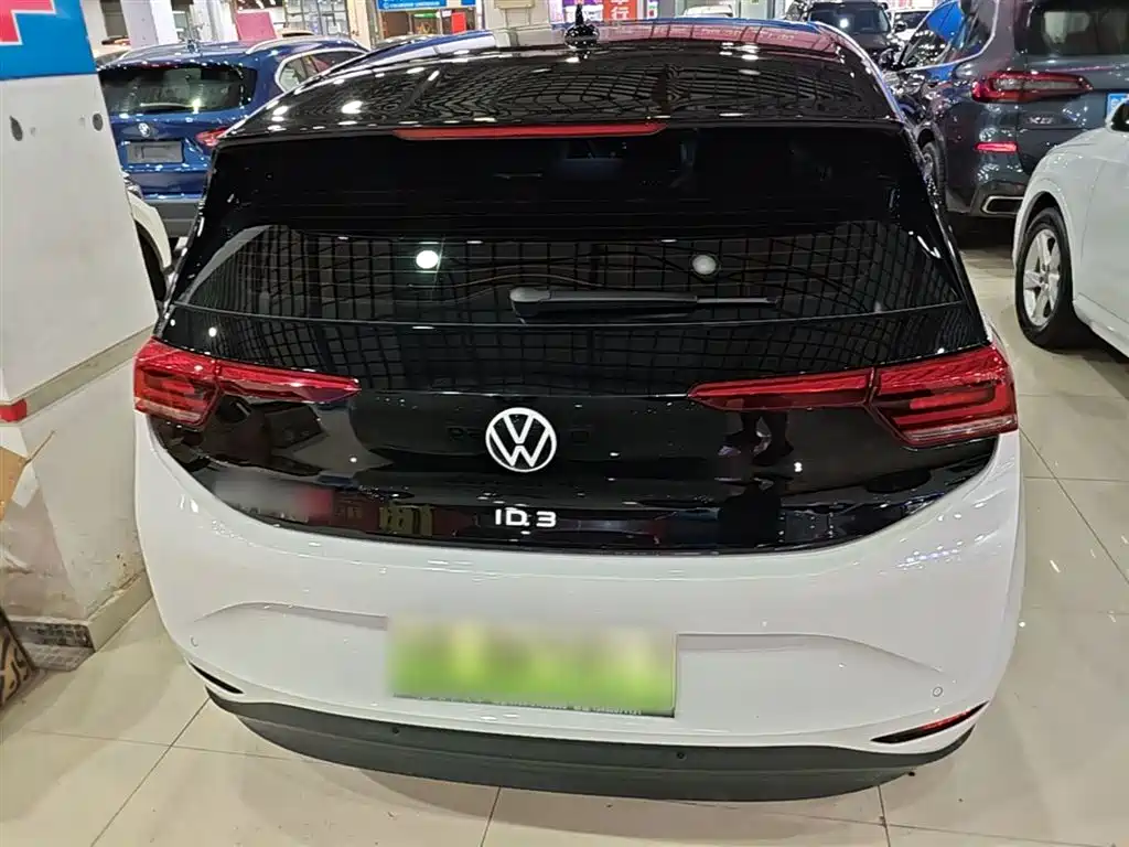 Volkswagen ID.3 2024 Outstanding Edition фото 6