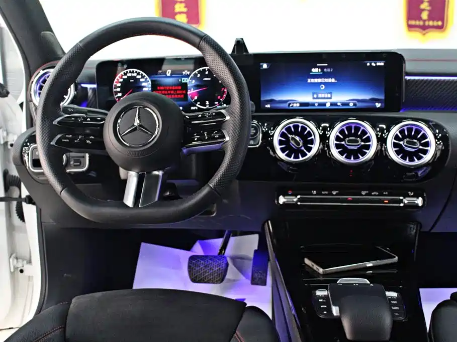 MERCEDES-BENZ A CLASS