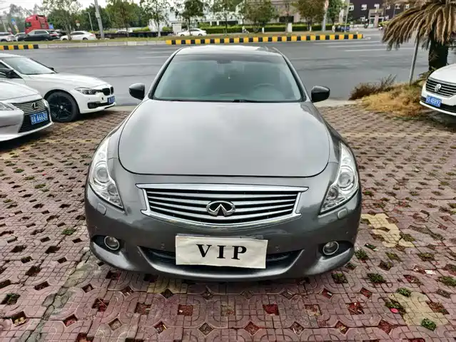  Infiniti Infiniti G Series 2010 Model G25 Sedan Luxury Sport Edition