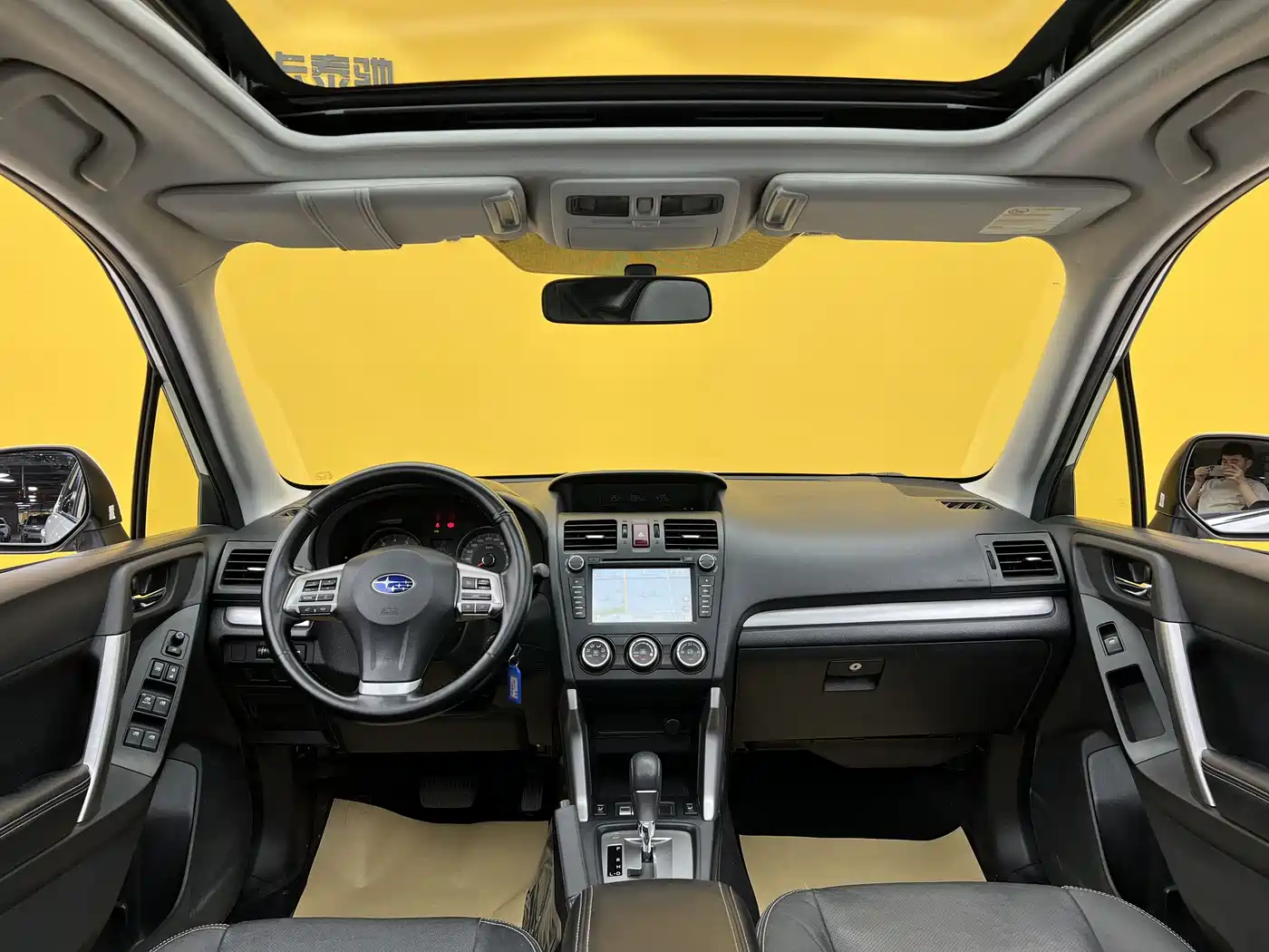 Subaru Forester 2014 2.0i Automatic Luxury Edition фото 14