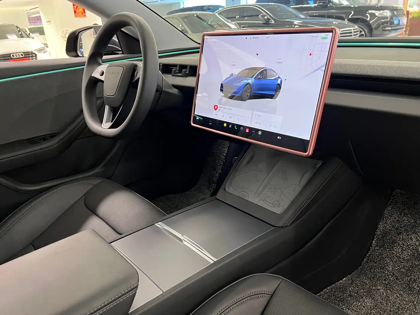 TESLA MODEL 3