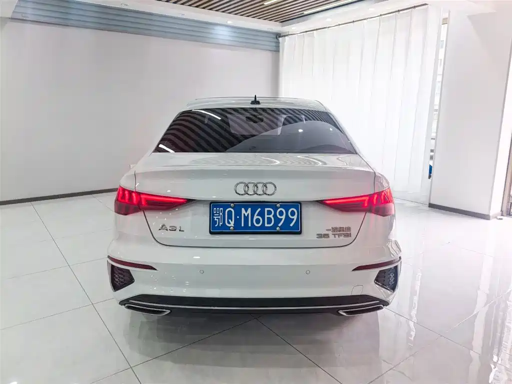 Audi A3 2023 Facelift A3L Limousine 35 TFSI Fashion Sport фото 5
