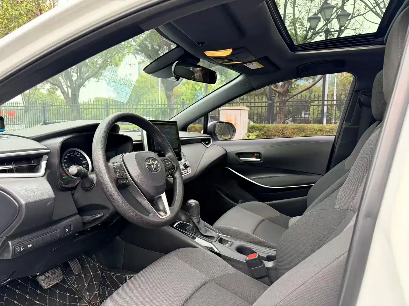 Toyota Levin 2021 Dual Engine 1.8H E-CVT Technology Edition фото 7
