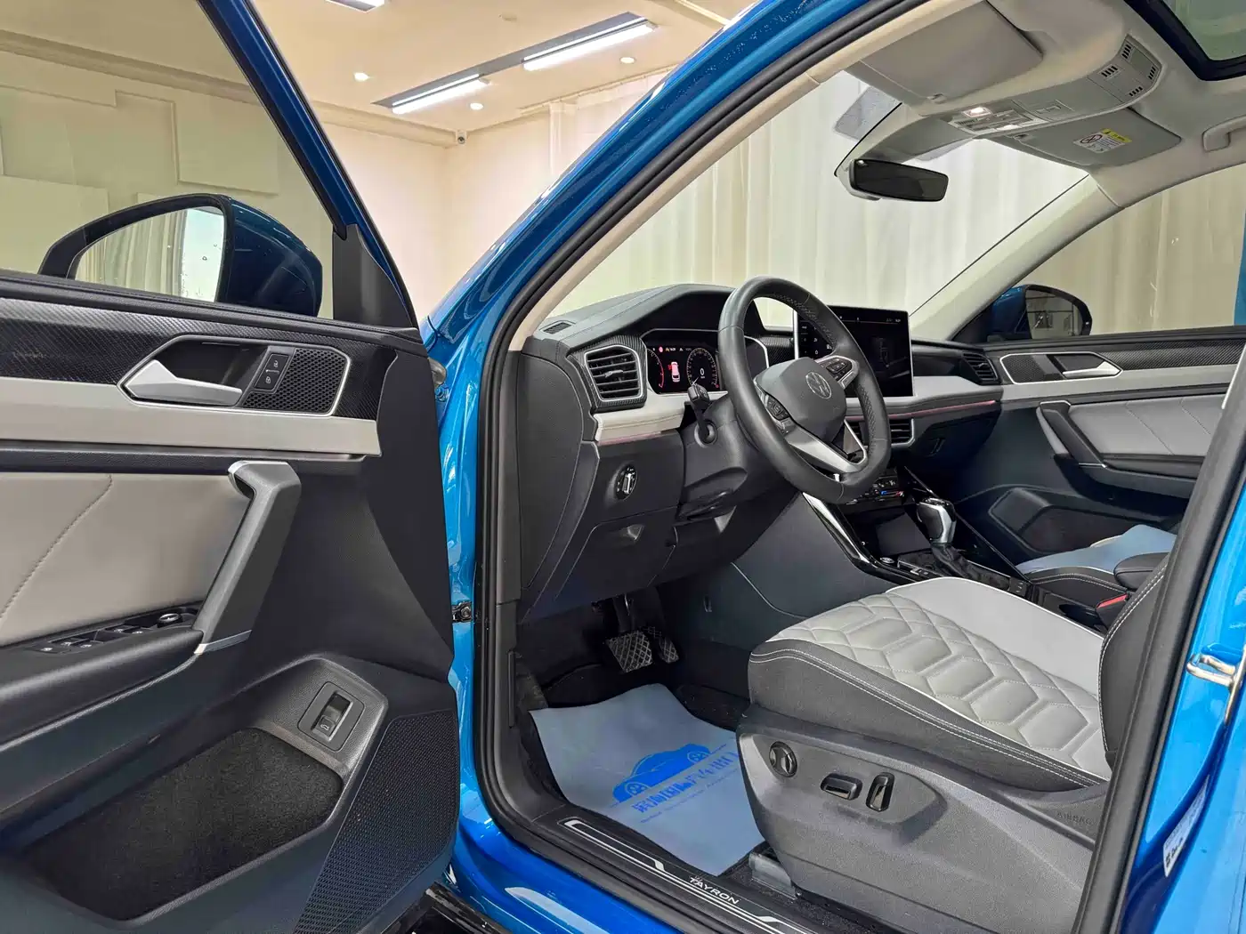 Volkswagen Tayron 2023 280TSI 2WD Luxury Plus Advanced Edition фото 7