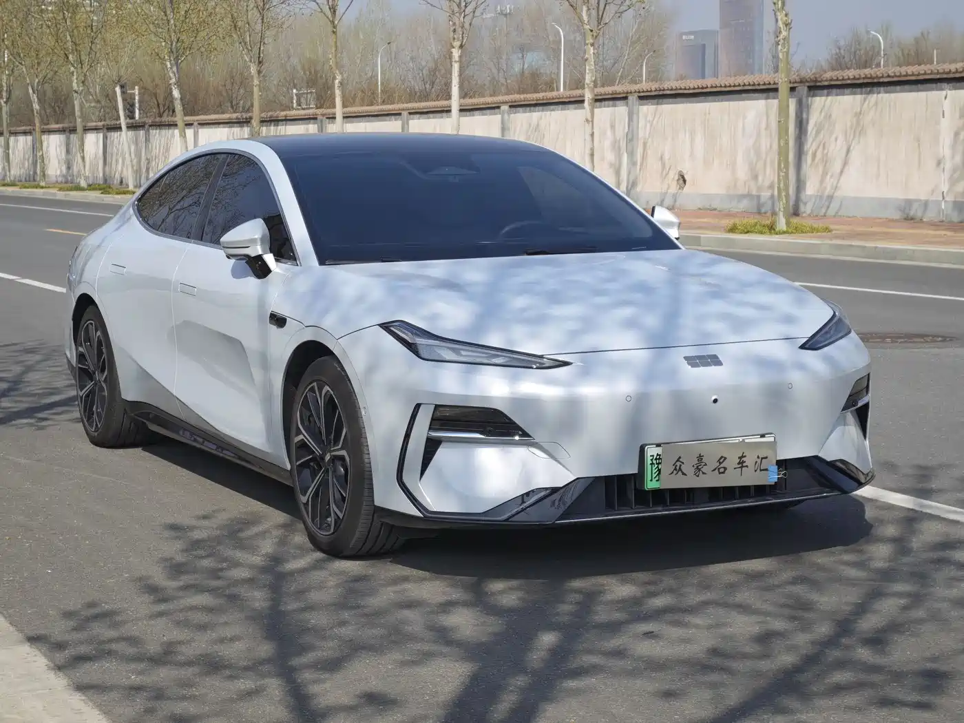 GEELY GALAXY GALAXY E8