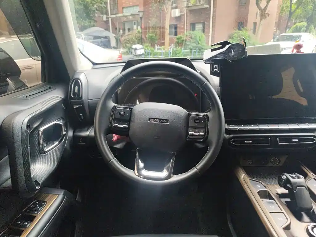 Haval Second-Generation Big Dog New Energy 2024 2023 DHT-PHEV 105km Trendy Electric Edition Plus