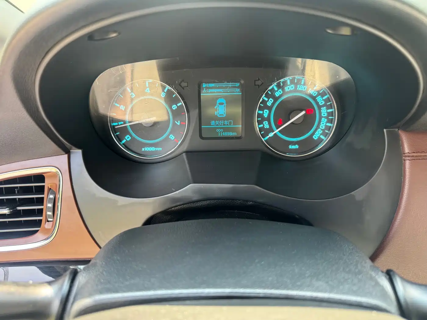 JAC Refine M5 2019 2019 2.0T Gasoline Manual Business Edition