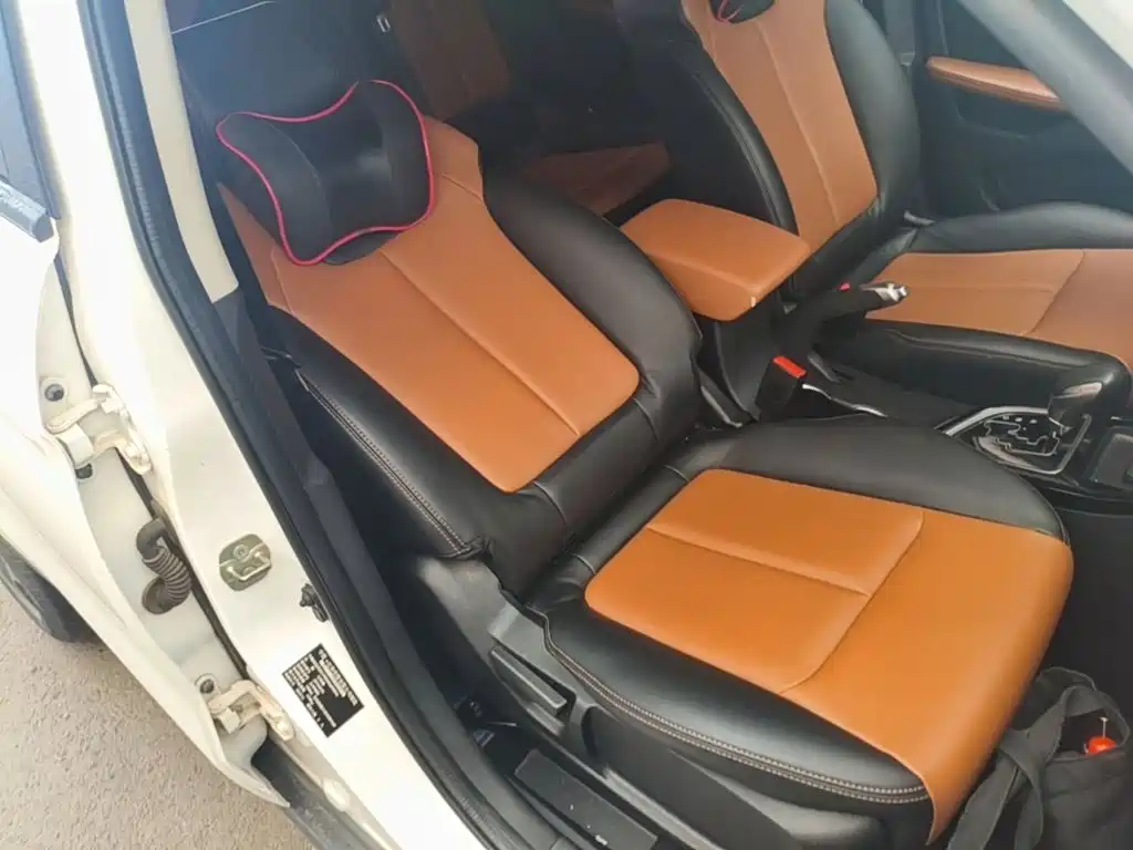Фото 25 - Landwind X2