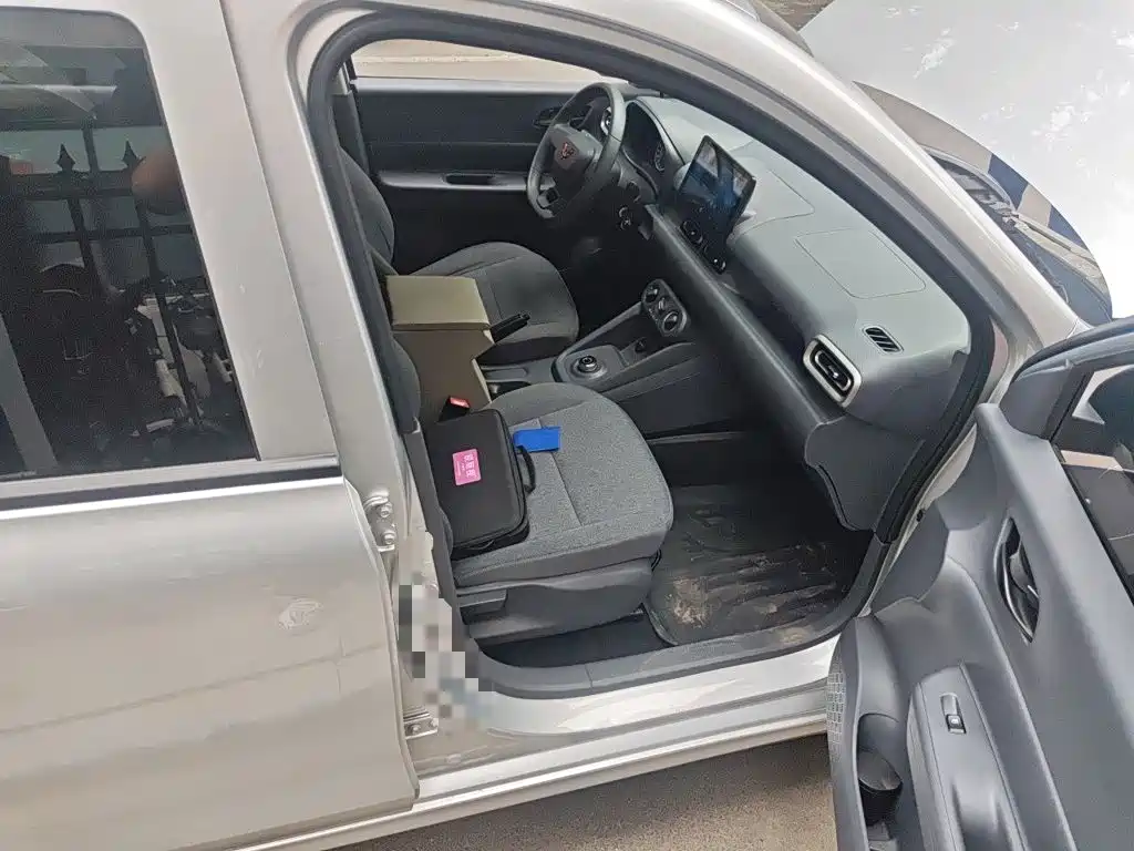Wuling Motors Wuling Hongguang New Energy 2024 2024 Model Pure Electric 300KM Utility Version