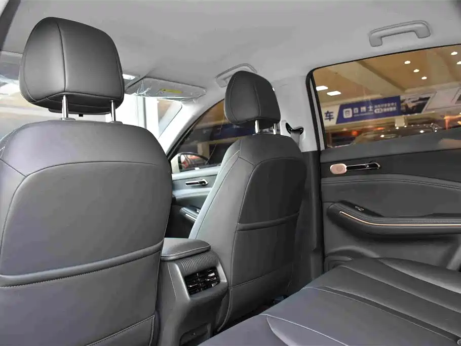 Baojun E6 2026 2026 Model 500km Enjoy Edition
