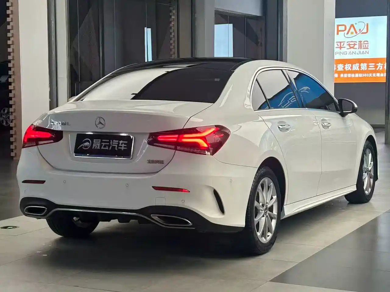 Mercedes-Benz A-Class 2019 A 200 L Sport Sedan фото 8