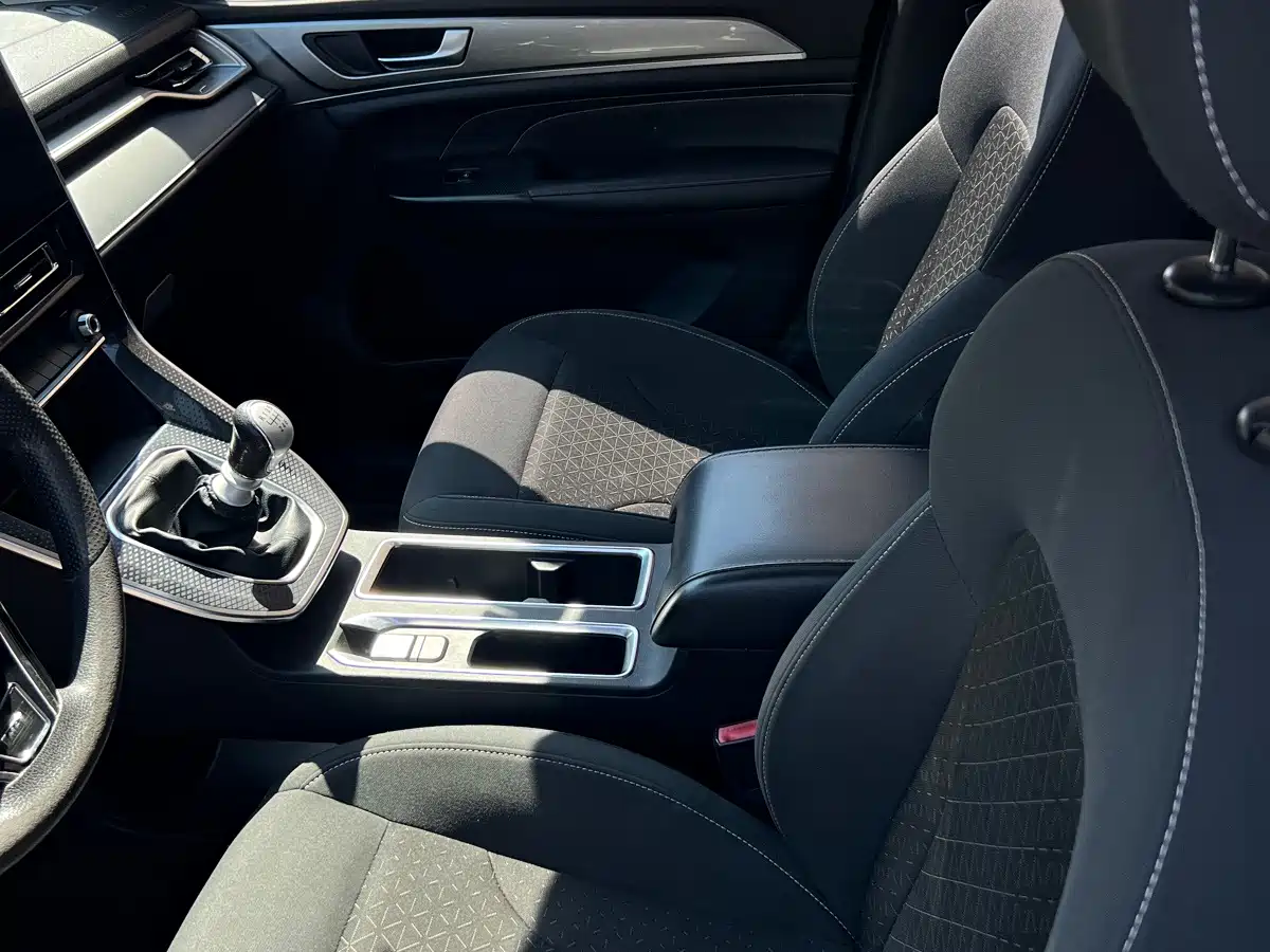 Фото 13 - Haval M6