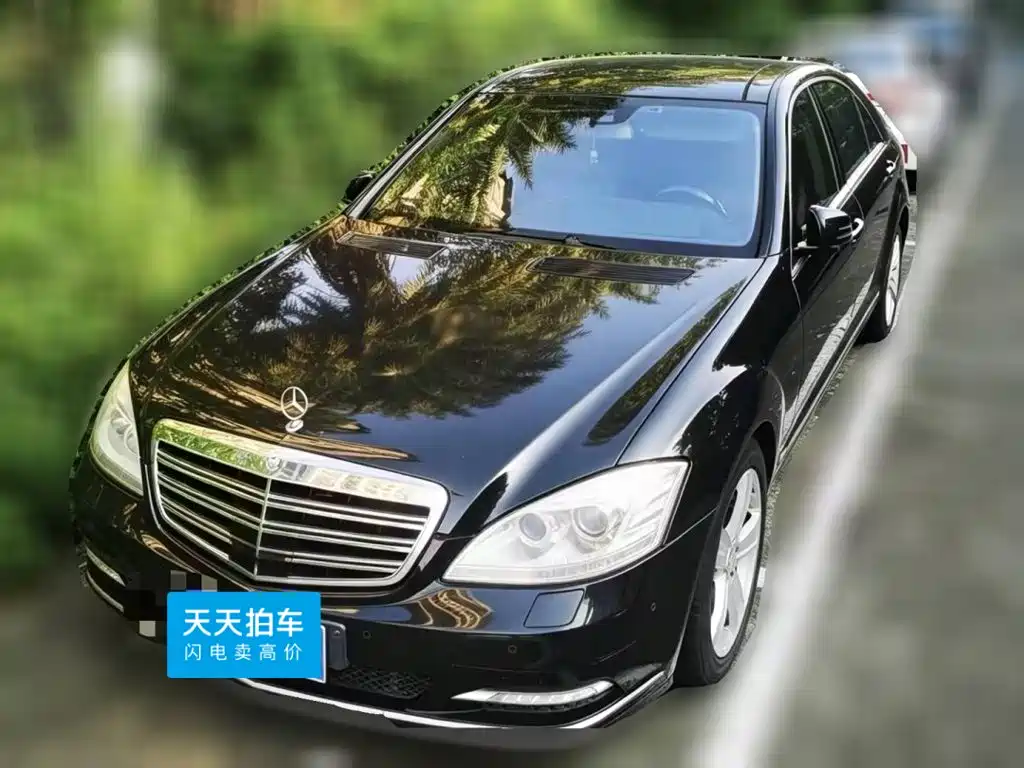 صورة 1 - Mercedes-Benz S-Class