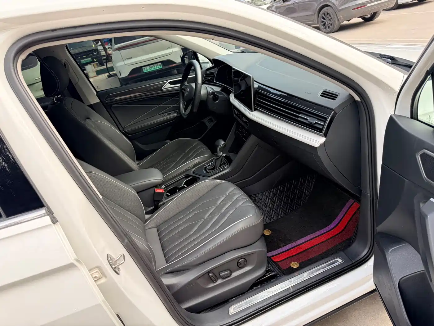 Volkswagen Tiguan L PHEV 2022 430PHEV Plug-in Hybrid Premium фото 14