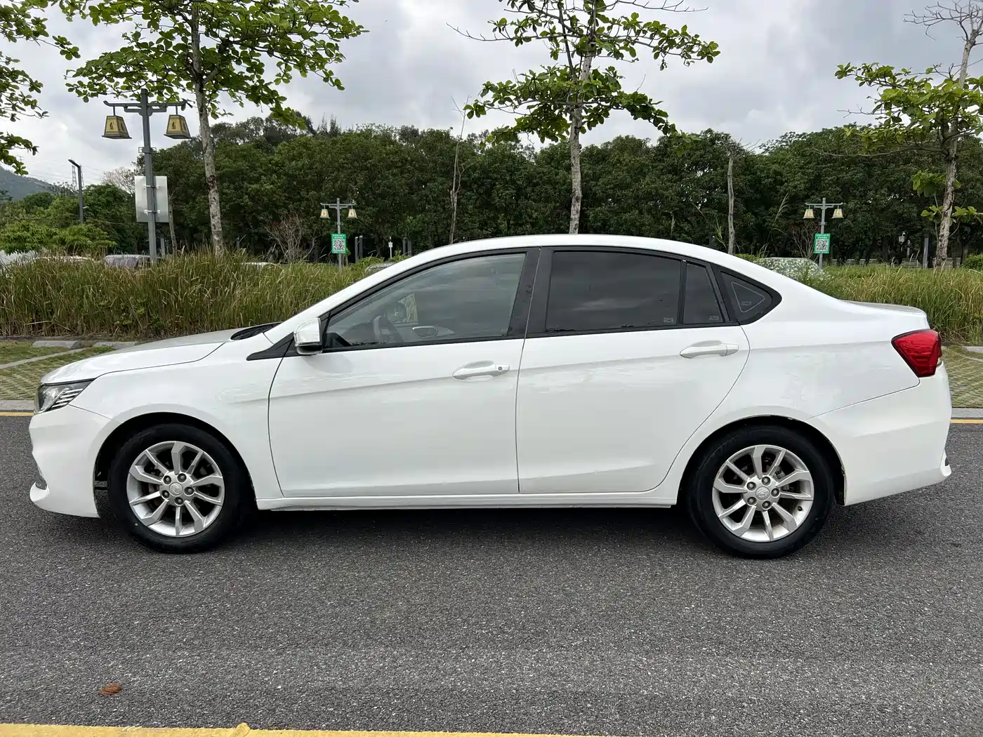 SOUEAST SOUTHEAST A5 WING DANCE