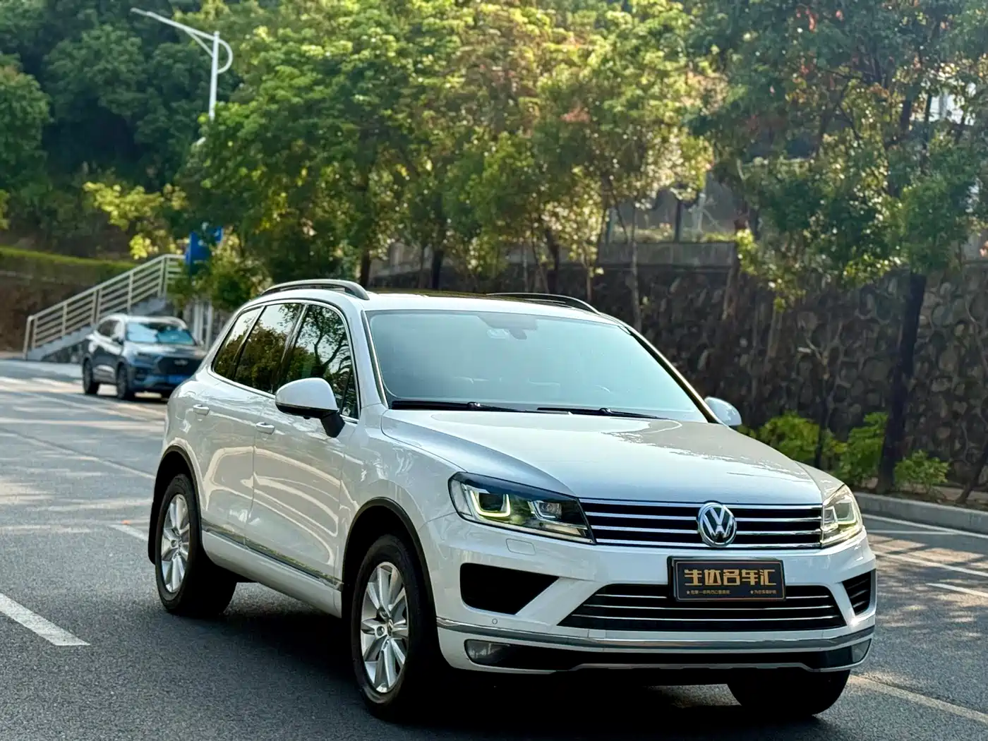 Volkswagen Touareg 2016 3.0TSI Glamour Edition фото 3