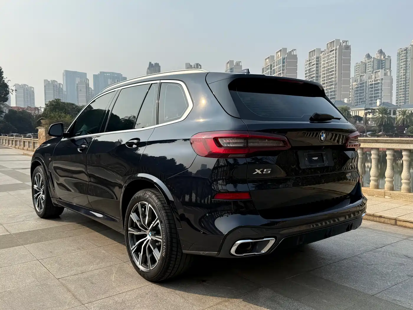 BMW X5 (Import) 2021 xDrive30i M Sport Package фото 13