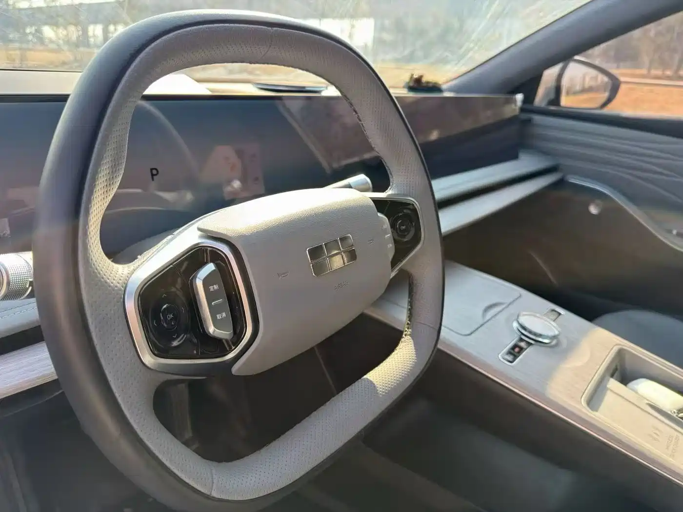 GEELY GALAXY GALAXY E8