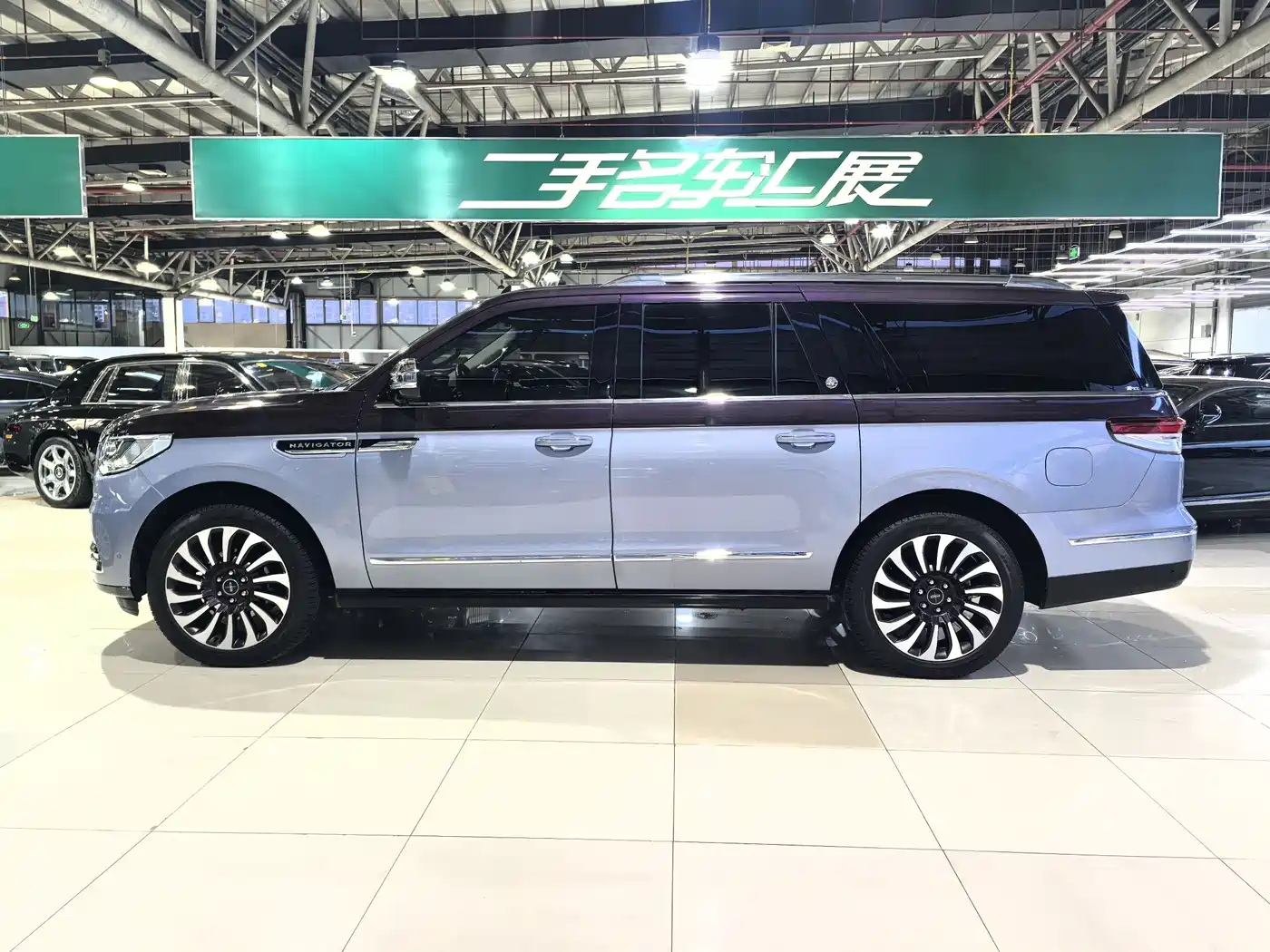 Lincoln Navigator One 2022 3.5T Navigator One фото 23
