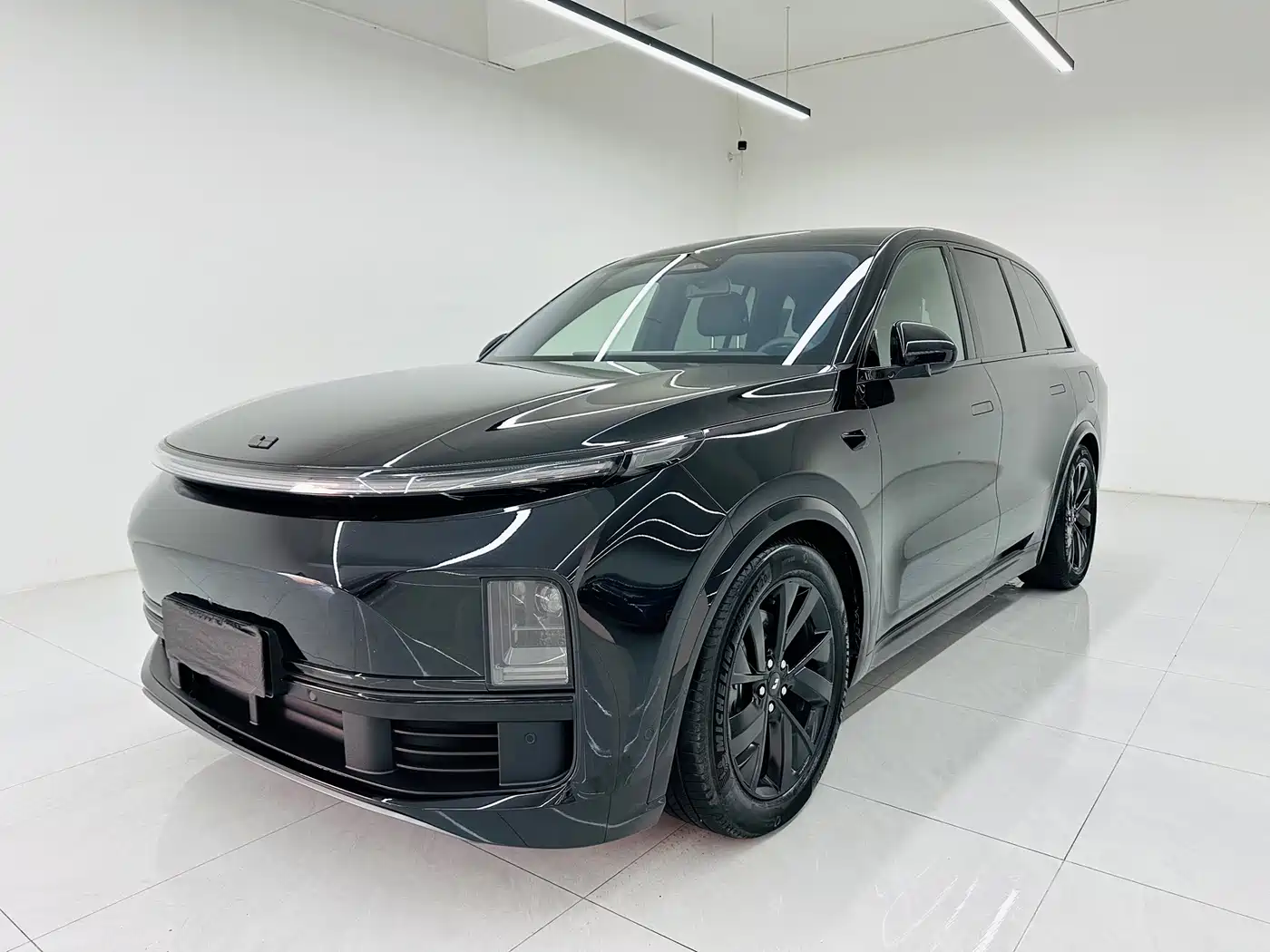 Li Auto Li L8 2023 — пригон из Китая