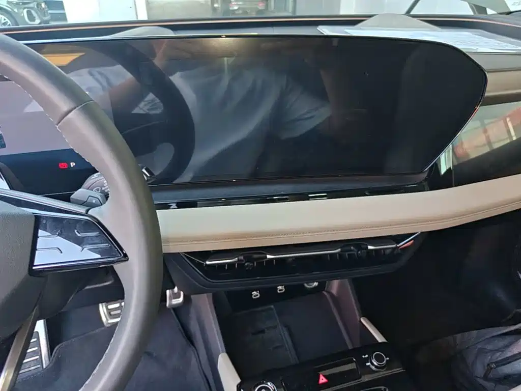 Audi Q6L e-tron 2026 2025 Model Pioneer Edition