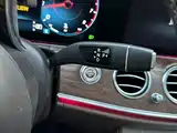 Фото 22 - Mercedes-Benz E-Class