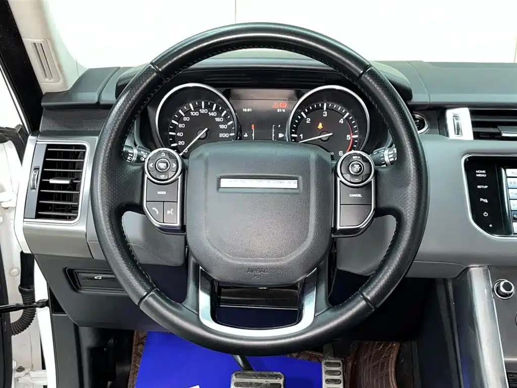 Land Rover Range Rover Sport 2015 3.0 SDV6 HSE фото 8