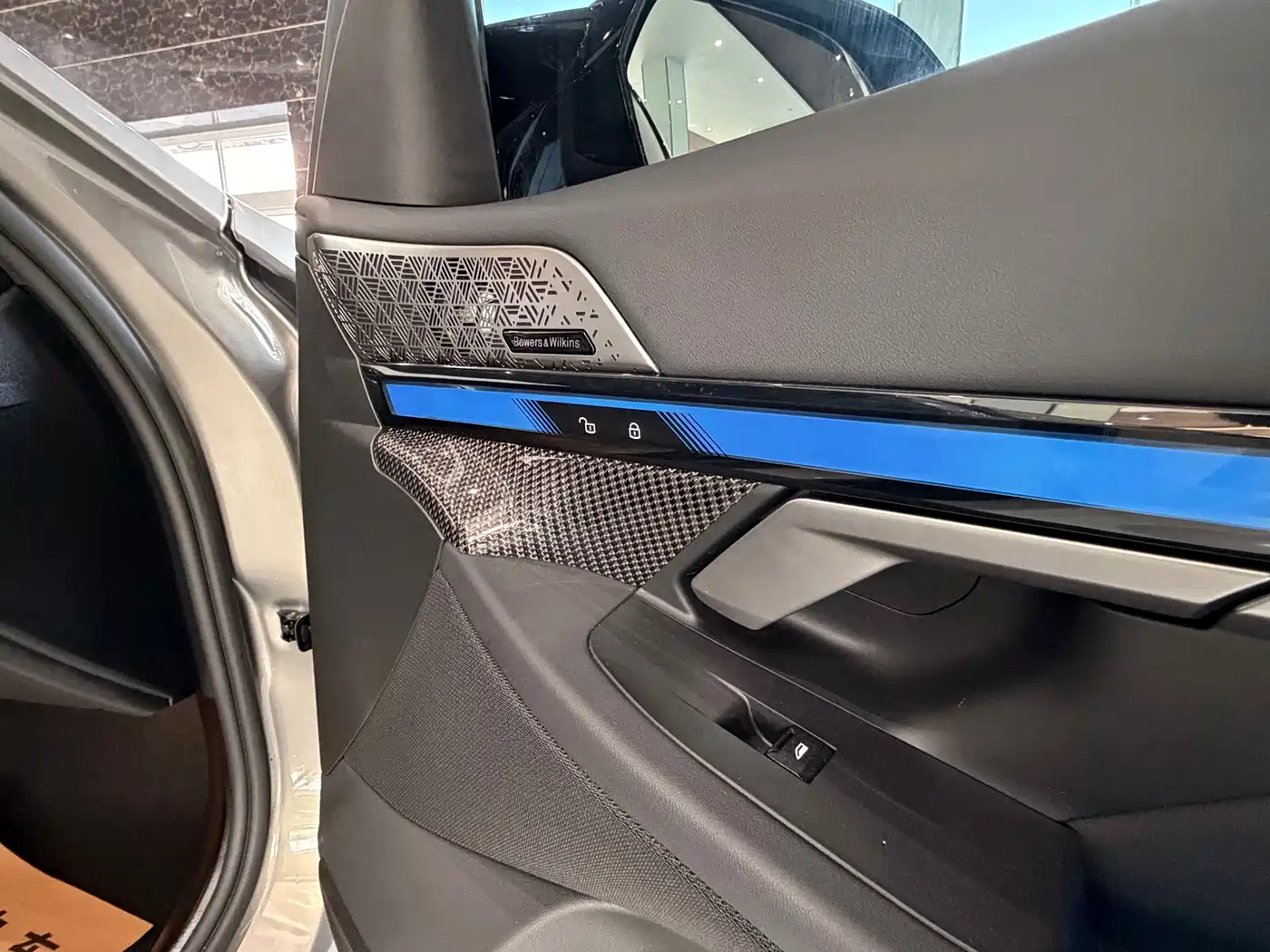 BMW i5 M60 2024 xDrive M60 фото 15