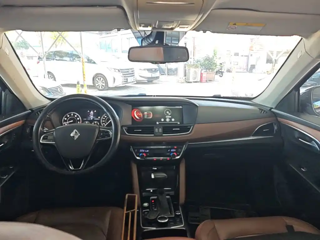 Borgward BX7 2017 2016 28T 2WD Luxury Edition 5-seater