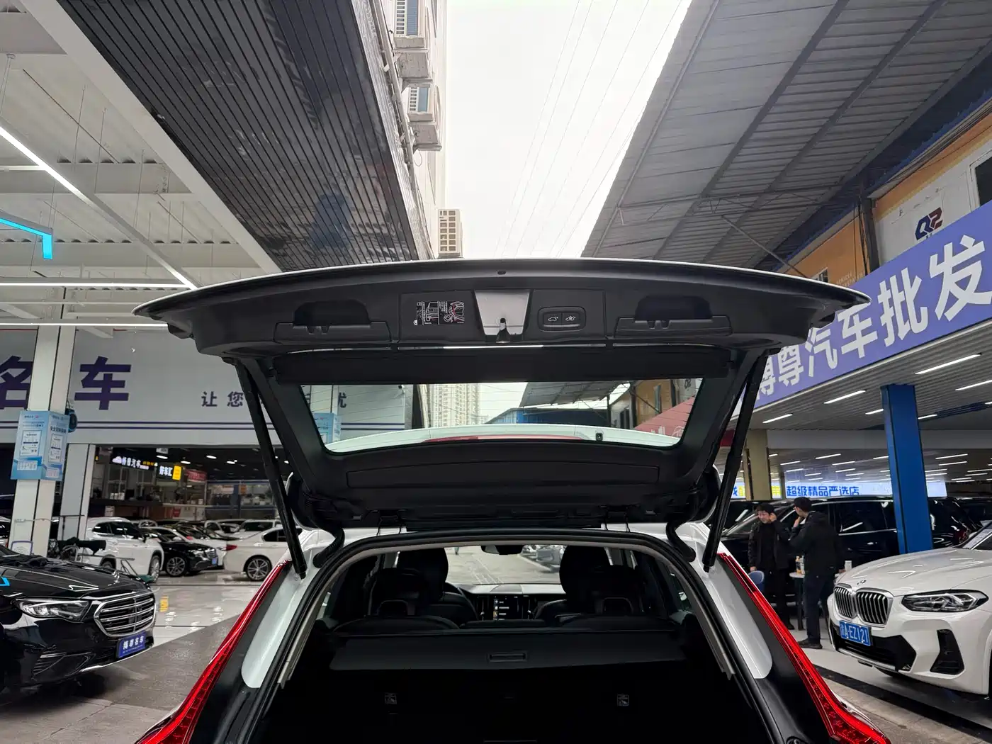 Фото 19 - Volvo XC60