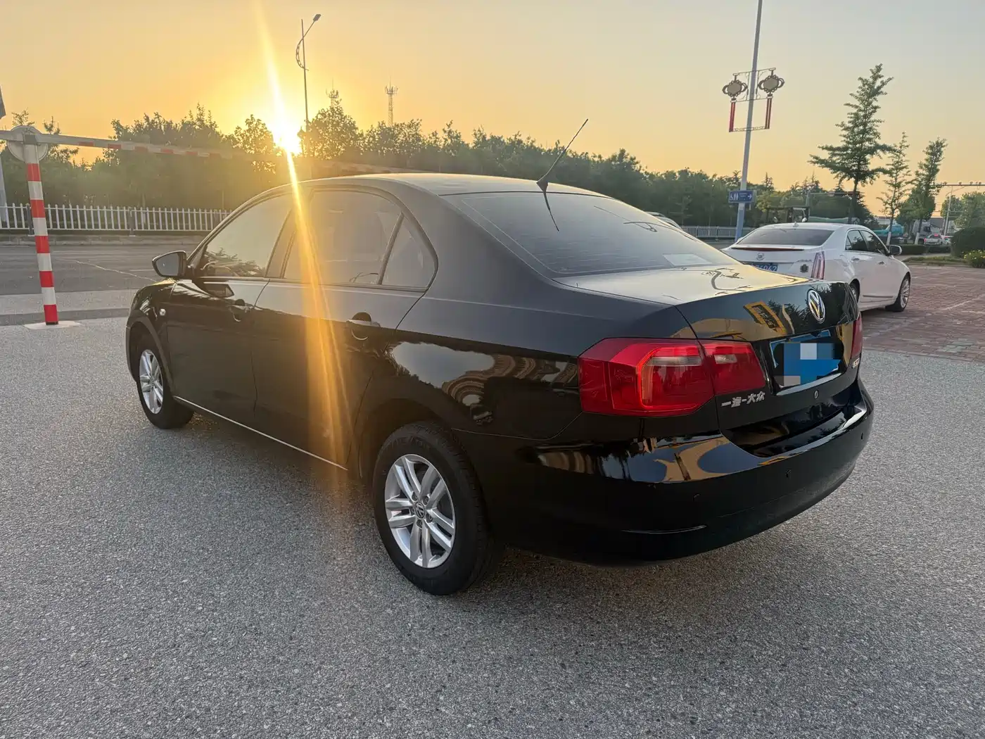 Volkswagen Jetta 2015 1.6L Manual Trend фото 6