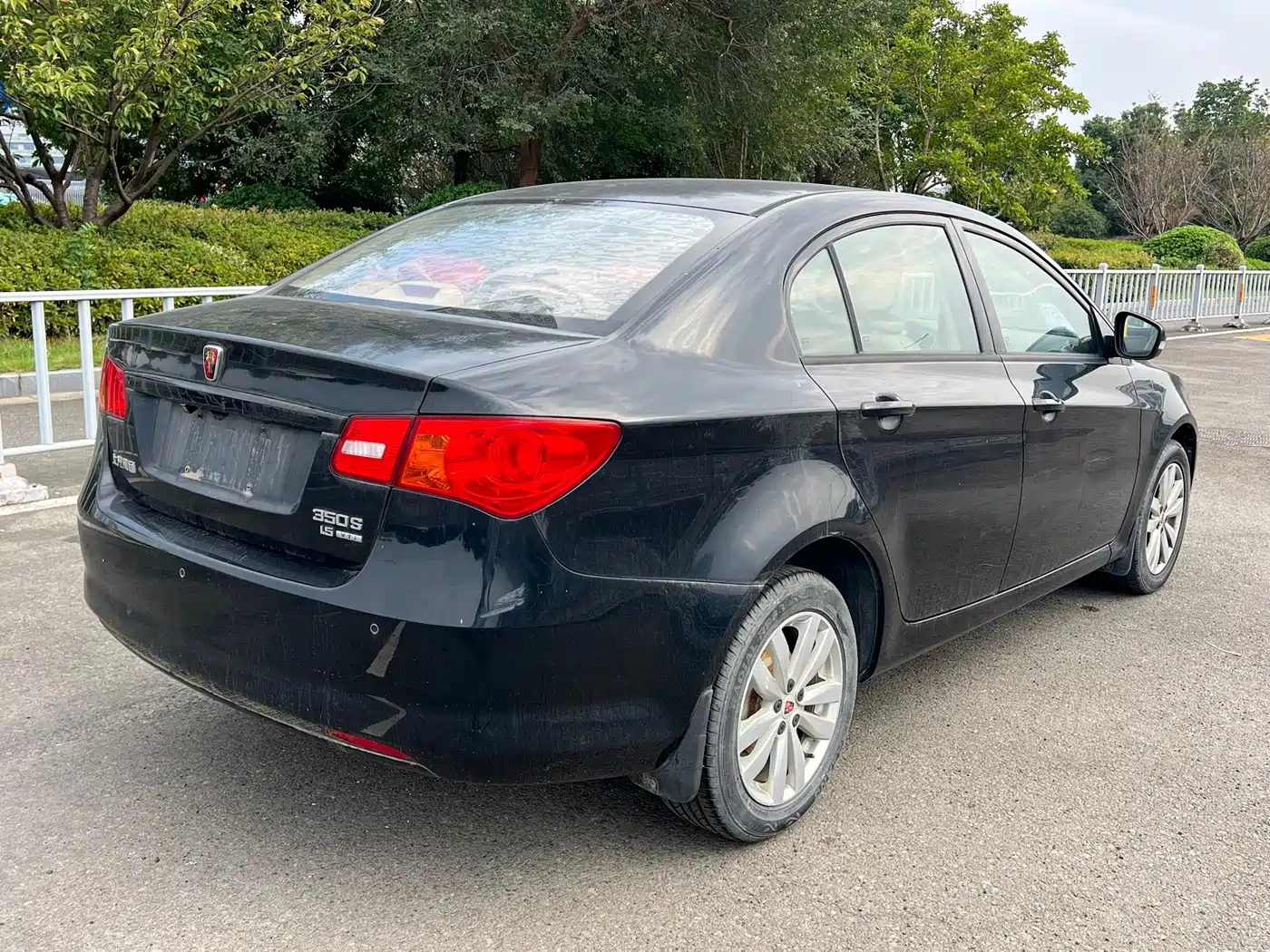 Roewe 350 2015 2015 Model 1.5L Manual Luxury Sunroof Edition