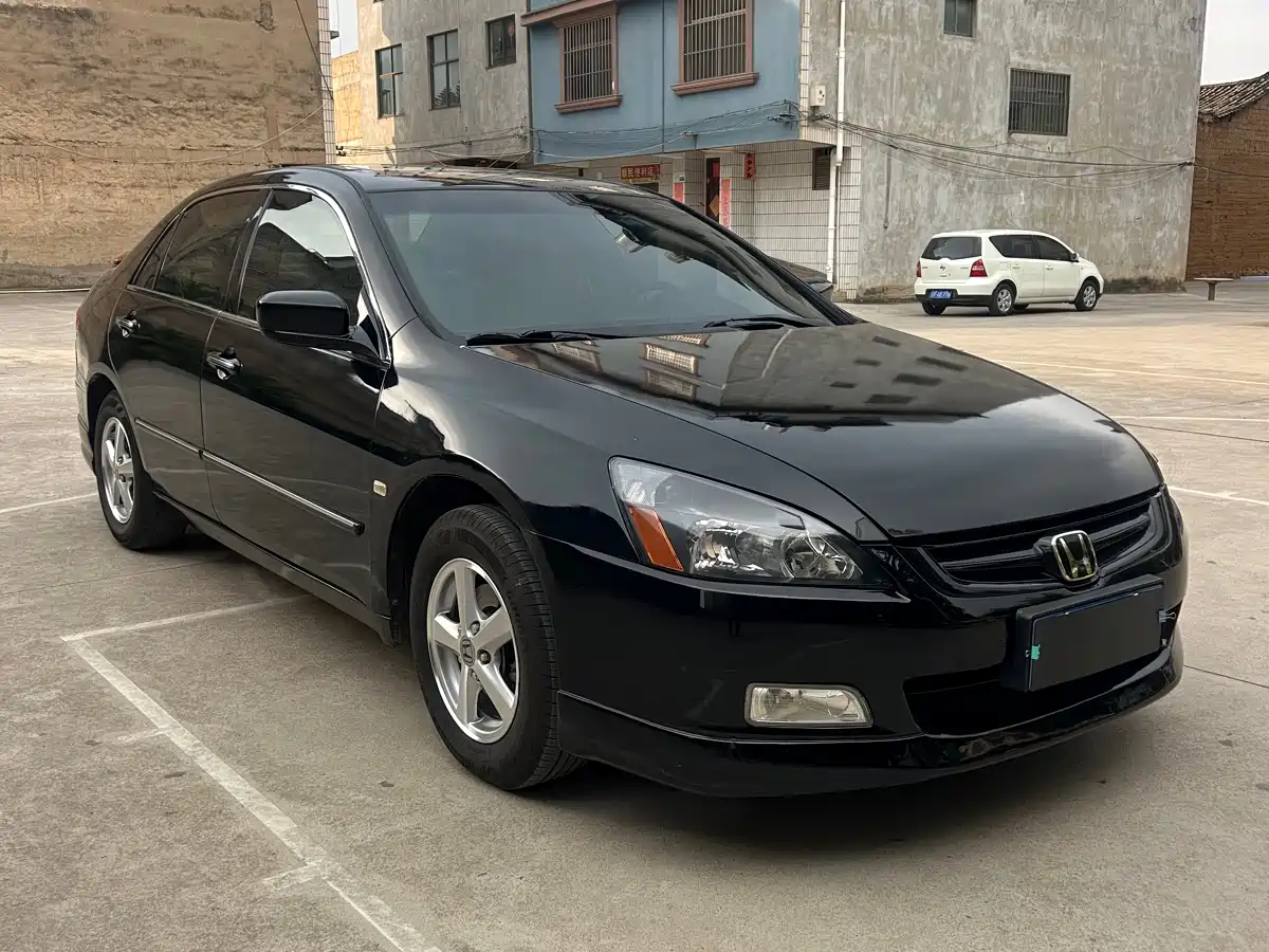Honda Accord 2004 2004 2.4L