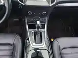 Фото 16 - Ford Edge