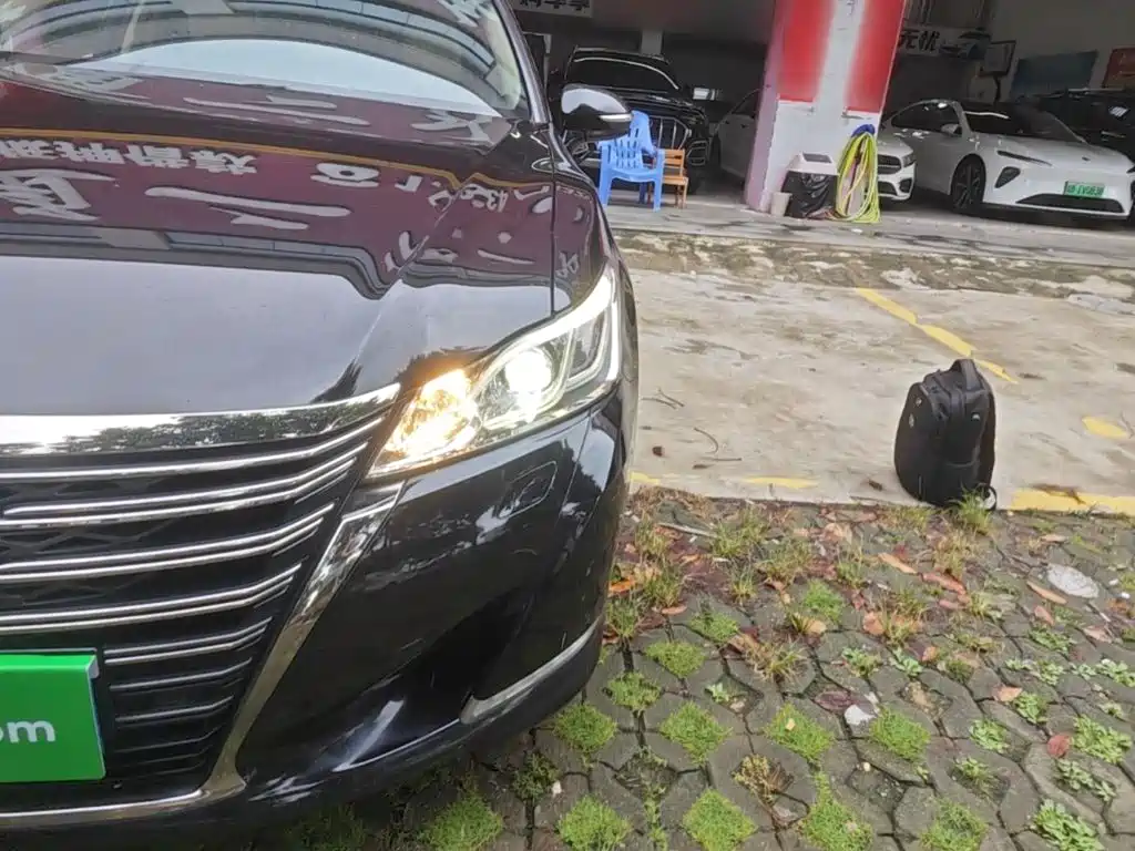 Toyota Crown 2019 2018 2.0T Fashion Edition