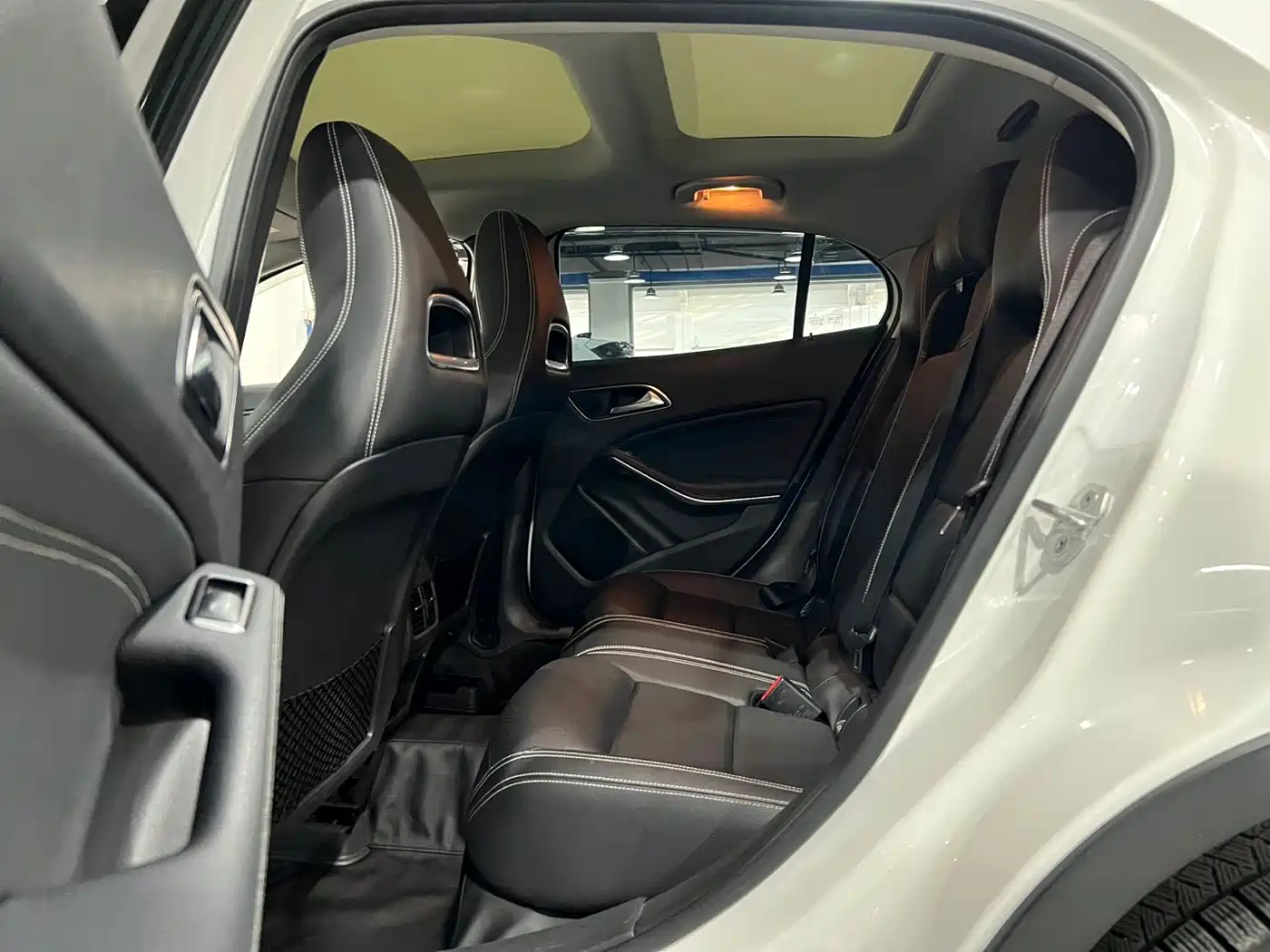 Mercedes-Benz GLA 2016 GLA 200 Dynamic фото 7