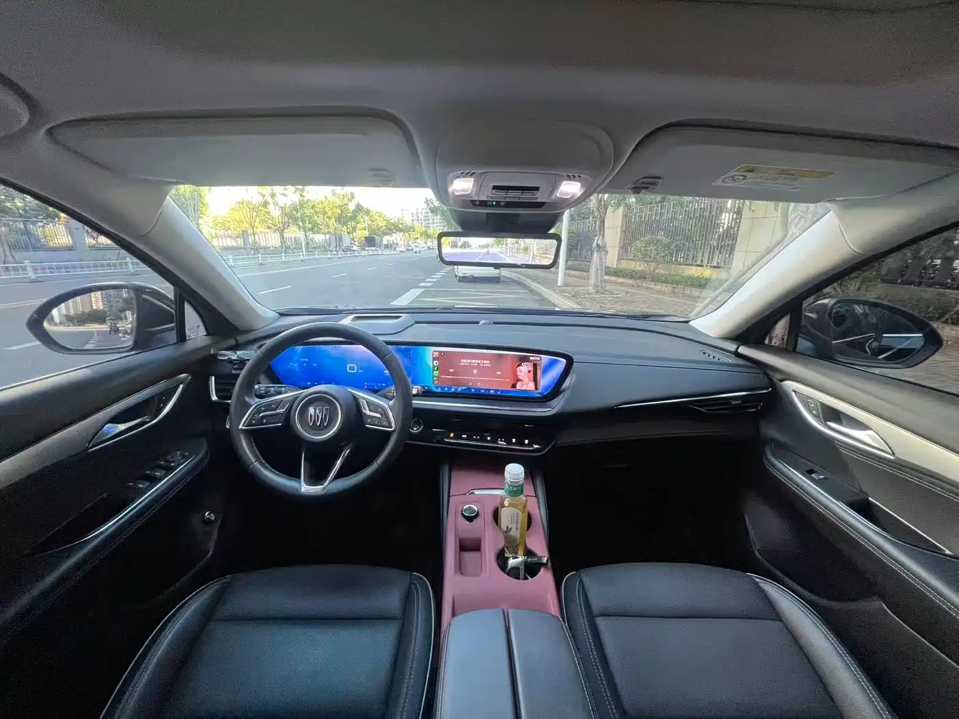Buick Envision Plus 2025 2025 Enclave Plus 28T 2WD Platinum Edition