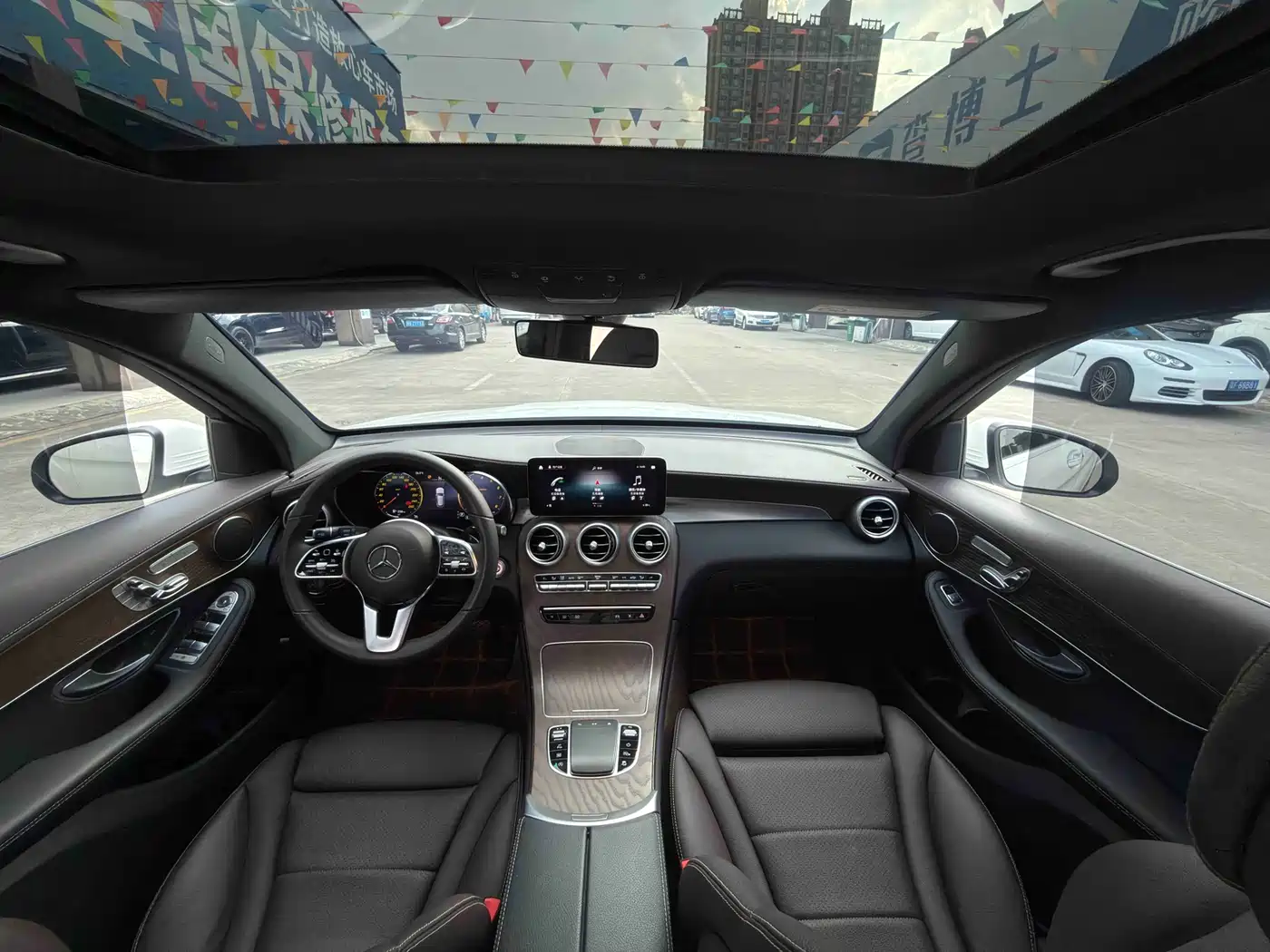 Mercedes-Benz GLC 2022 GLC 300 L 4MATIC Dynamic Collector's Edition фото 7