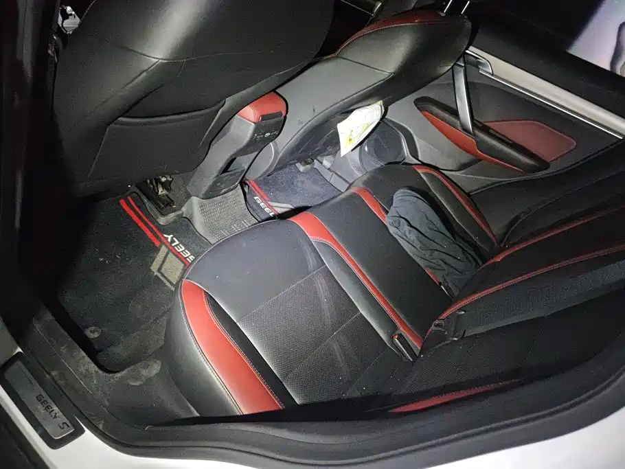 Geely Binyue 2019 2019 Sport 260T DCT Battle China VI