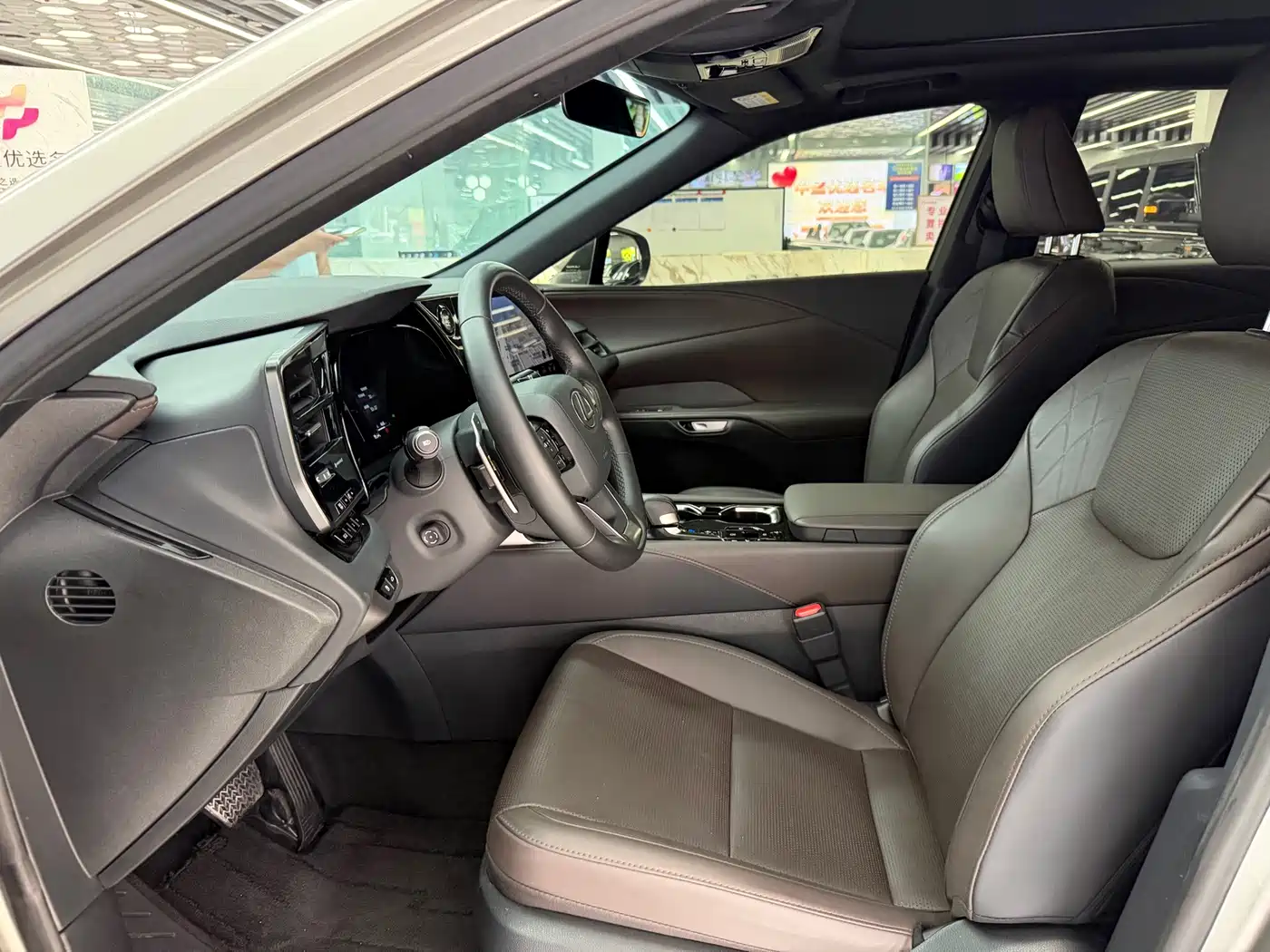 Lexus RX 2025 2025 350h 4WD Premium Edition