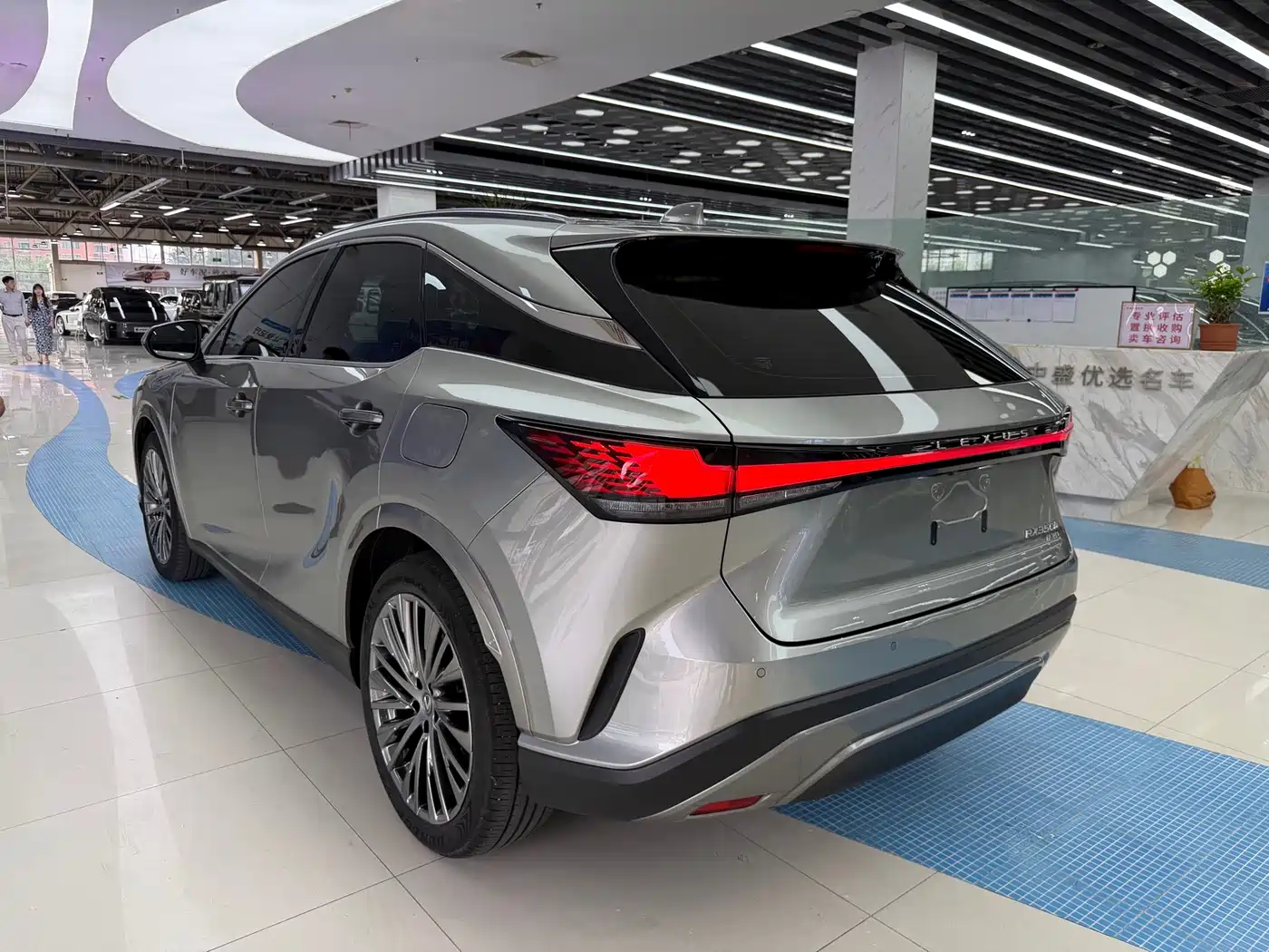 Lexus RX 2025 2025 350h 4WD Premium Edition